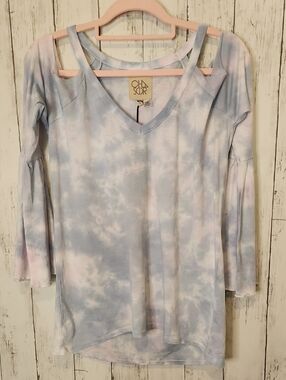 Chaser Tie Dye Bell Sleeve Top Blue Pink Soft Knit Boho Tee M NWT